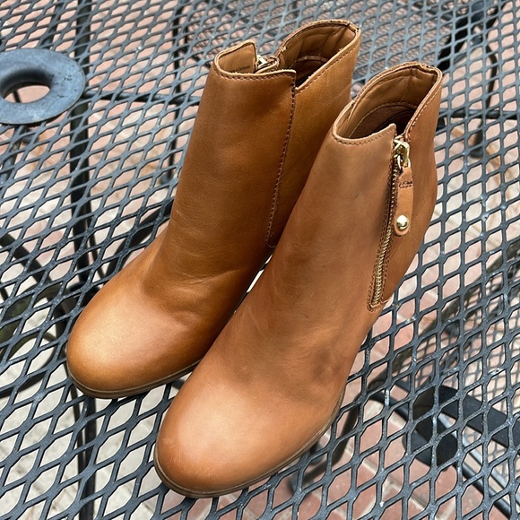 Aldo Naedia Womens Ankle Boots Color  Brown Size 6.5 - Picture 2 of 16